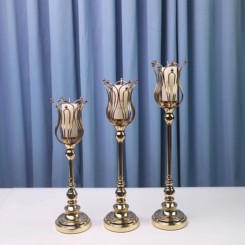European style iron style single head candle holder gold golden wedding bedside candle holder
European style iron style single head candle holder gold golden wedding bedside candle holder