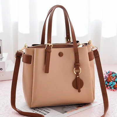 Female Bag New Trendy Fashion Large-Capacity Female Handbag Atmospheric Shoulder Bag Messenger Bag
Female Bag New Trendy Fashion Large-Capacity Female Handbag Atmospheric Shoulder Bag Messenger Bag