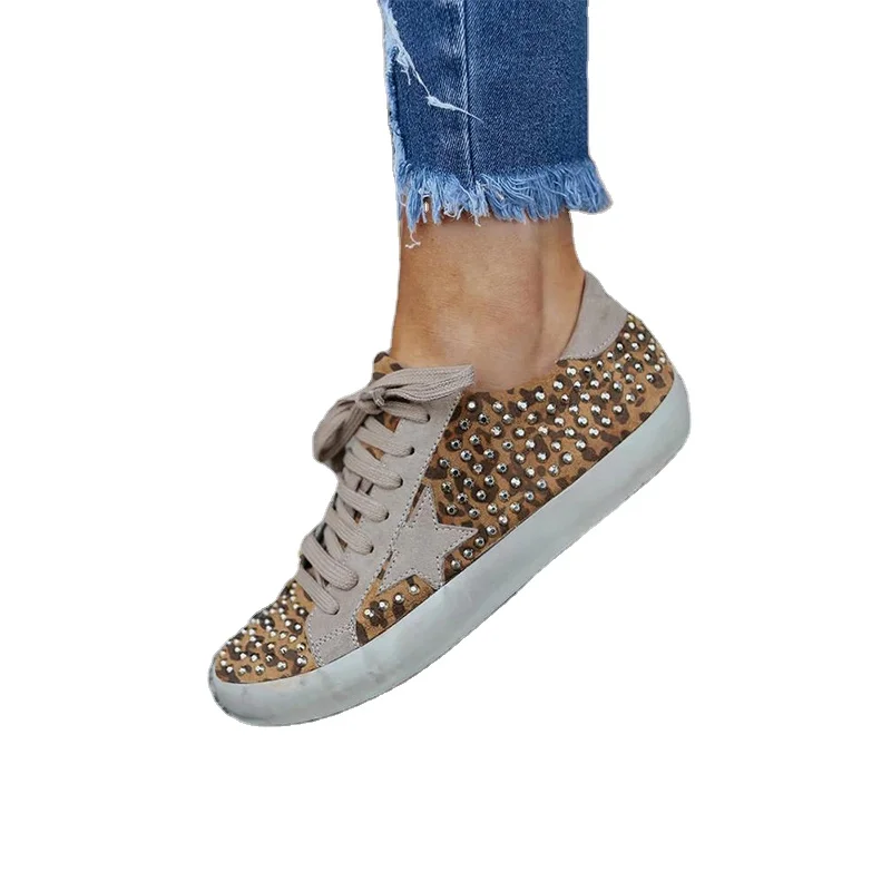 New Lace Up Shoes Women Fashion Rivet Ladies Comfortable Slip On Casual Shoes Home Outdoor Female Flat Sneakers
New Lace Up Shoes Women Fashion Rivet Ladies Comfortable Slip On Casual Shoes Home Outdoor Female Flat Sneakers
