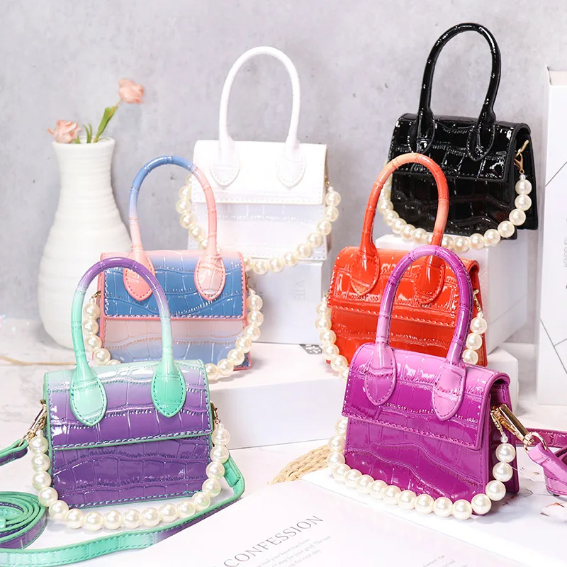 High Quality 2021 New Fashion Korean Gradient Color Pearl Shoulder Messenger Bag Crocodile Mini Purses Women Hand Bags, As picture
High Quality 2021 New Fashion Korean Gradient Color Pearl Shoulder Messenger Bag Crocodile Mini Purses Women Hand Bags, As picture