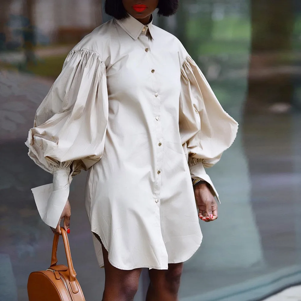 2022 Hot Selling Loose Casual Stitching Fabric Streetwear Lantern Sleeves Shirt Dresses Women Casual Mini Dresses
2022 Hot Selling Loose Casual Stitching Fabric Streetwear Lantern Sleeves Shirt Dresses Women Casual Mini Dresses