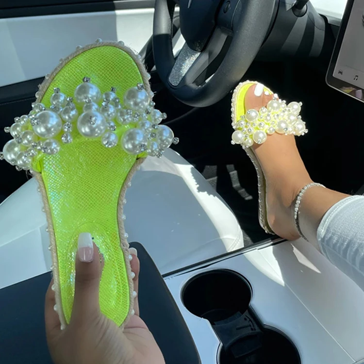 New Women's Summer Plus Size Solid Color Outdoor Shoes Pearl Decoration Fashion Trendy Woman Flat Sandals 2021
New Women's Summer Plus Size Solid Color Outdoor Shoes Pearl Decoration Fashion Trendy Woman Flat Sandals 2021
