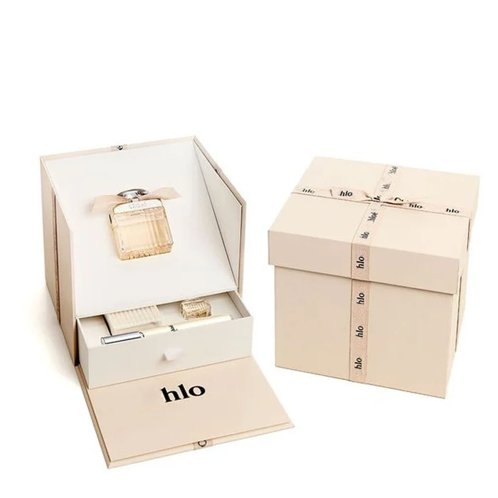 Custom design snakeskin cosmetic oil box cosmetic elegant shipping boxes perfume essential oil skin care packaging cosmetic box
Custom design snakeskin cosmetic oil box cosmetic elegant shipping boxes perfume essential oil skin care packaging cosmetic box