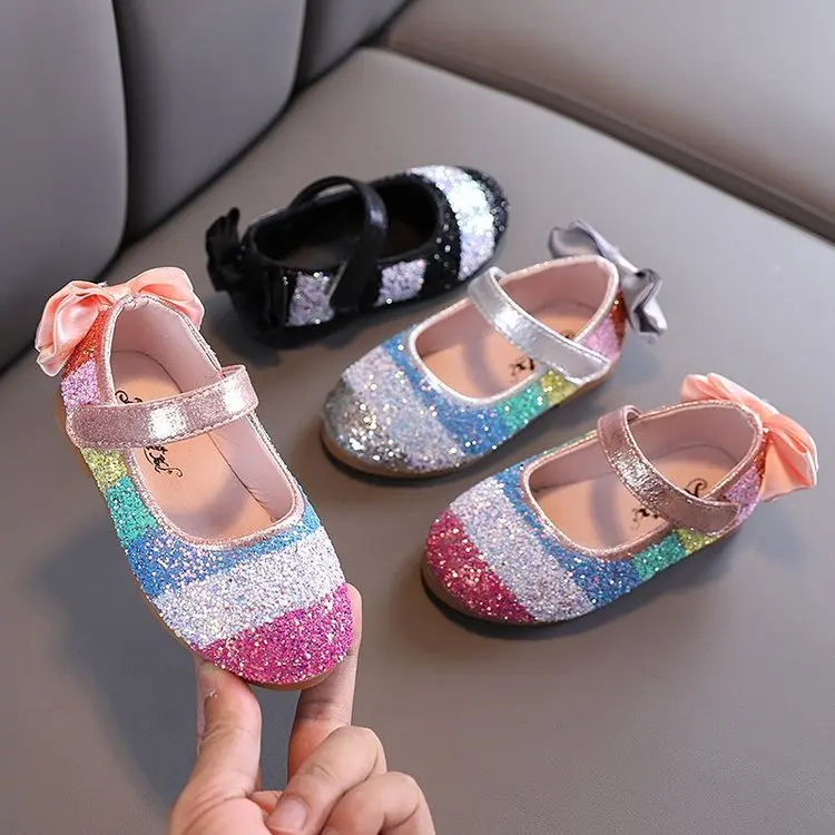 Wholesale fashion new style baby pink shoes for kids shoes Sweet children girls shoes, Pink,black,silver
Wholesale fashion new style baby pink shoes for kids shoes Sweet children girls shoes, Pink,black,silver