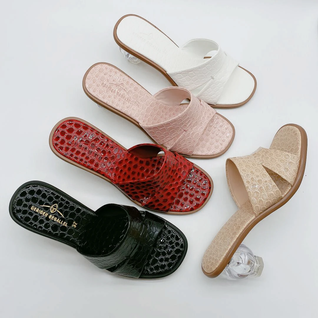 601-2 Sexy Transparent Heels for Ladies Summer Sandals Female Footwear Medium Heeled Slippers
601-2 Sexy Transparent Heels for Ladies Summer Sandals Female Footwear Medium Heeled Slippers