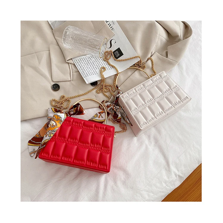 Plaid Ladies 2021 Box Shoulder Crossbody Purses Luxury Chains Women Hand Bags With Scarves Quilted Flap Purses and Handbags
Plaid Ladies 2021 Box Shoulder Crossbody Purses Luxury Chains Women Hand Bags With Scarves Quilted Flap Purses and Handbags
