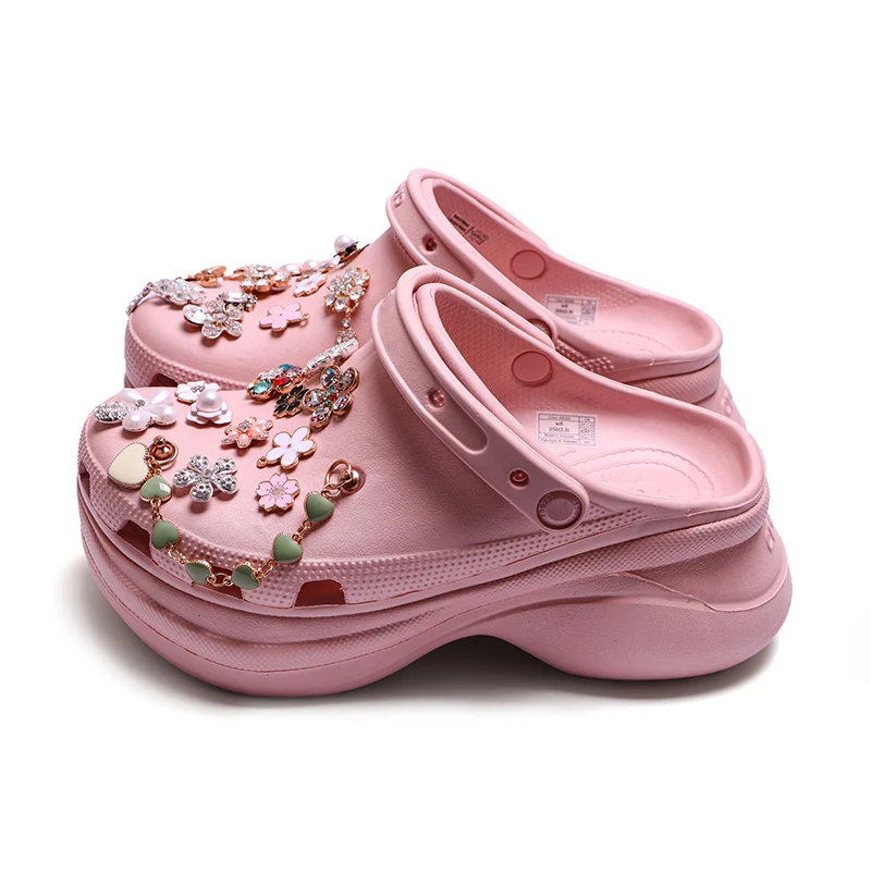 New Golden Fashion Love Shoe Accessories Key Chain Metal Designer For Decorations Charms Shoes Charm
New Golden Fashion Love Shoe Accessories Key Chain Metal Designer For Decorations Charms Shoes Charm
