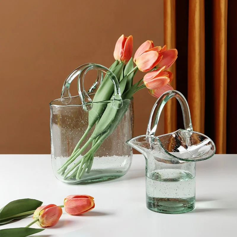 Nordic Creative Clear Glass Vase Cylinder Decoration Hydroponic Living Room Flower Arrangement Modern Glass Vase Decoration
Nordic Creative Clear Glass Vase Cylinder Decoration Hydroponic Living Room Flower Arrangement Modern Glass Vase Decoration