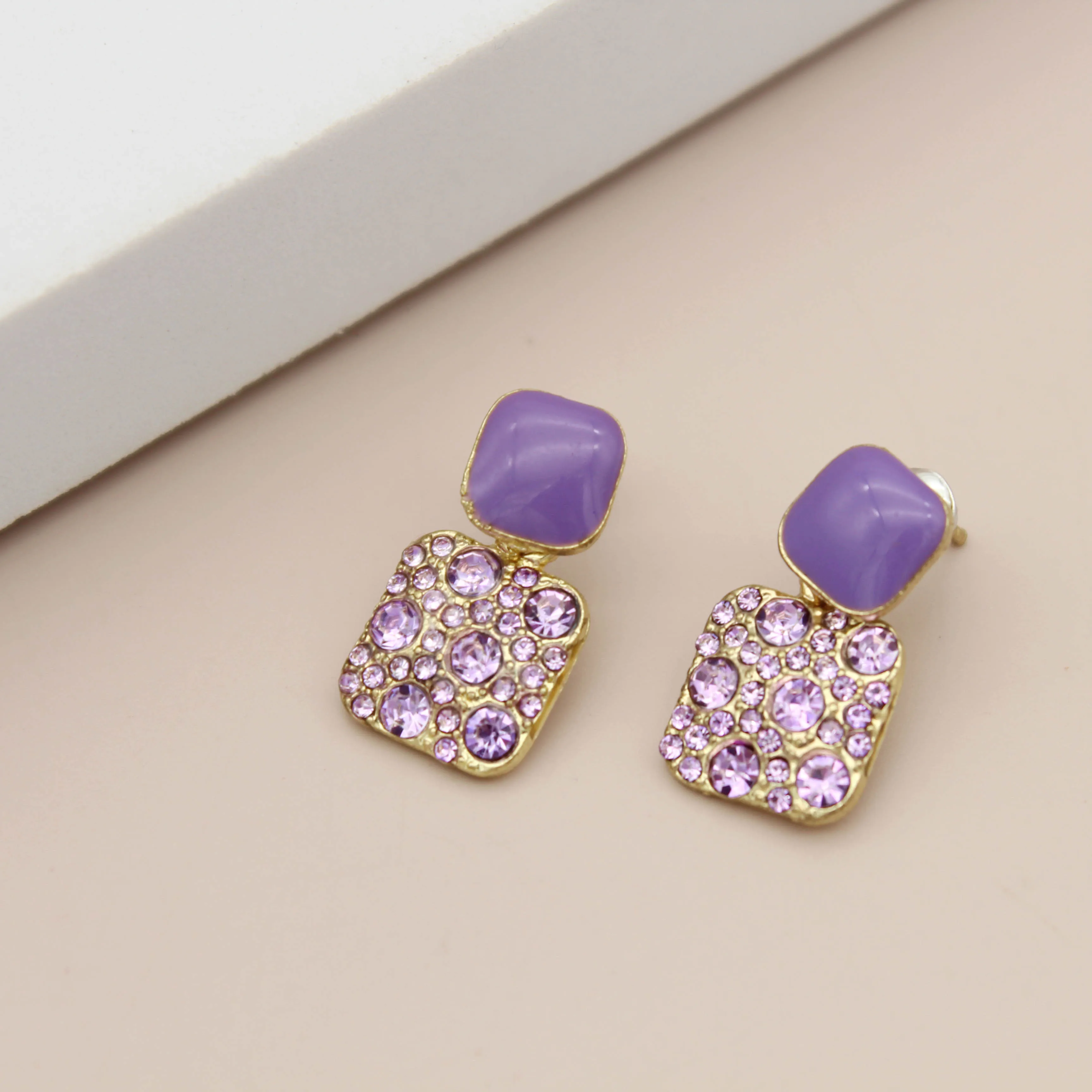 Jachon Ins New Arrival Classic Purple Crystal Square Dangle Earrings S925 Post Geometric Rhinestone Earring For Party
Jachon Ins New Arrival Classic Purple Crystal Square Dangle Earrings S925 Post Geometric Rhinestone Earring For Party