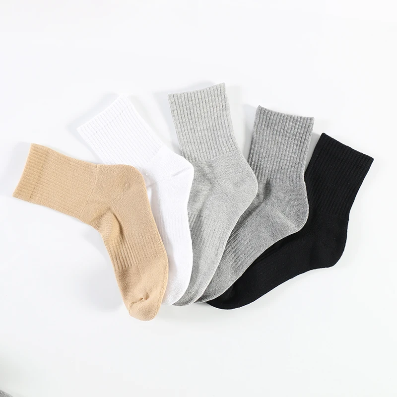 Wholesale warm terry sole soft running thick cotton woman socks winter, Black, white, light gray, gray, black
Wholesale warm terry sole soft running thick cotton woman socks winter, Black, white, light gray, gray, black