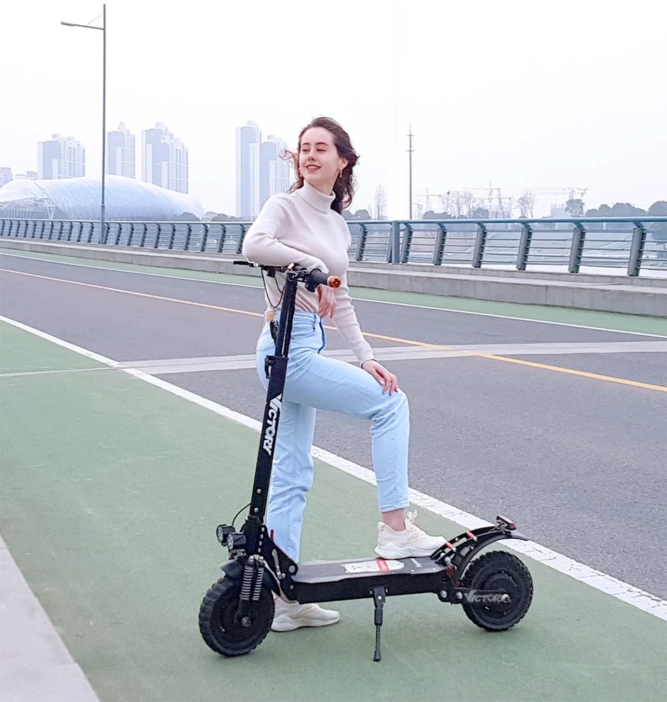 New arrival electric scooter fast speed 70 km/h 2000w off road electric scooter in uk warehouse
New arrival electric scooter fast speed 70 km/h 2000w off road electric scooter in uk warehouse