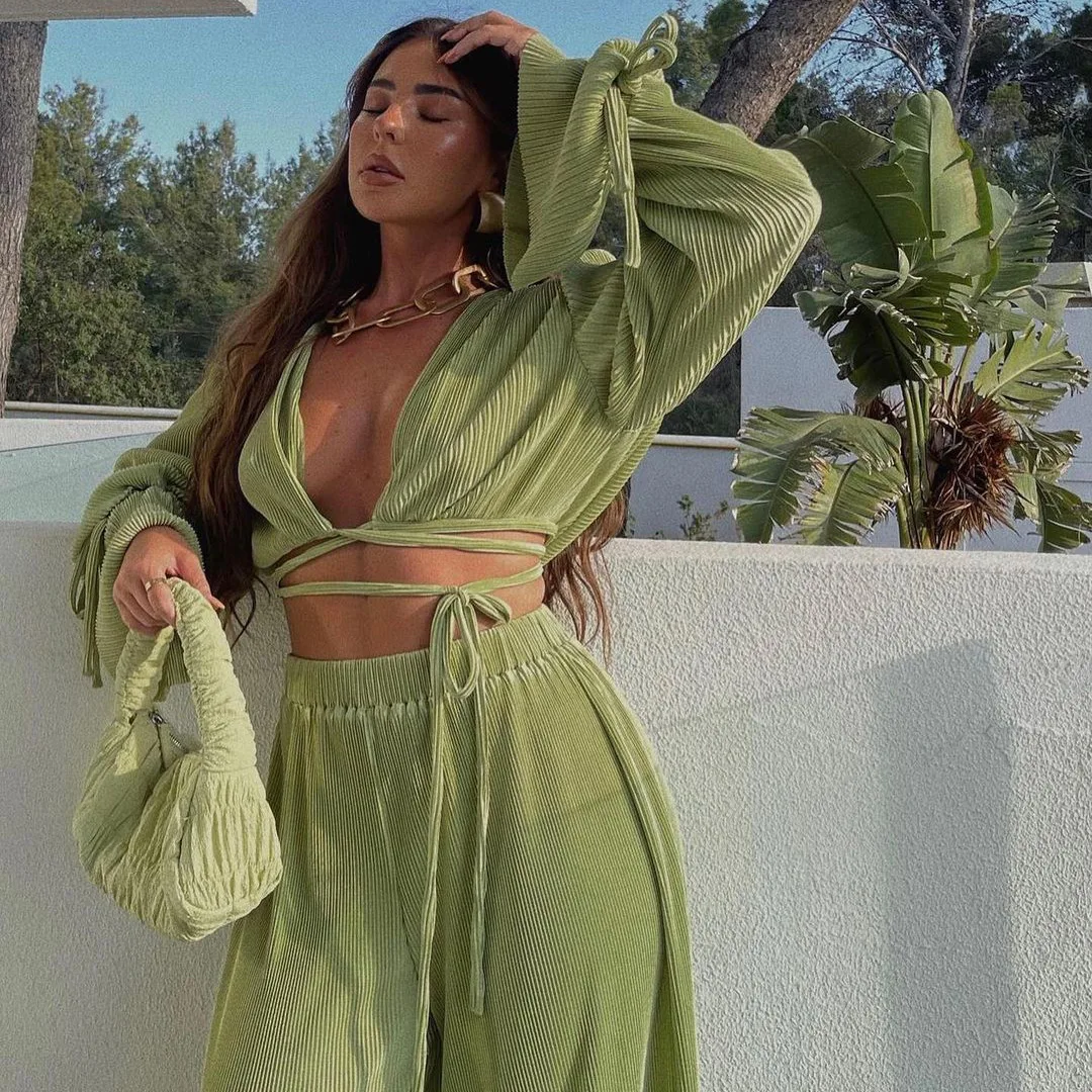 New Fast Shipping 2022 Spring 2 Piece Elastic Waist Trousers Matching Sets Lace Up Crop Tops Green Pleated Fall Outfit For Women
New Fast Shipping 2022 Spring 2 Piece Elastic Waist Trousers Matching Sets Lace Up Crop Tops Green Pleated Fall Outfit For Women