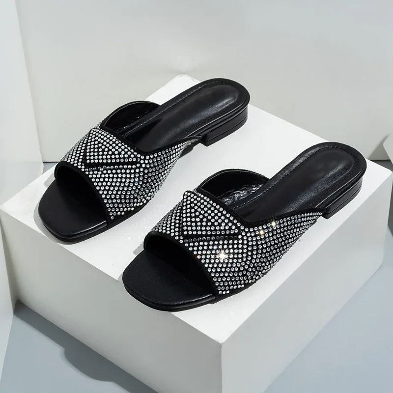 Dropshipping fashion wear low heel women sandals diamond women shoes slide flat sandals
Dropshipping fashion wear low heel women sandals diamond women shoes slide flat sandals