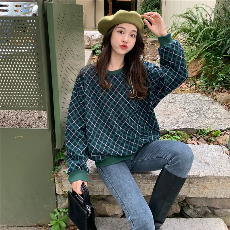 Factory Wholesale Winter Thickened Splice Color Retro Long-Sleeved Pullover Round Neck Sweater, Pink, grey , black , blue, customzied
Factory Wholesale Winter Thickened Splice Color Retro Long-Sleeved Pullover Round Neck Sweater, Pink, grey , black , blue, customzied