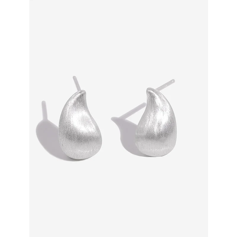 Minimalist 925 Sterling Silver Brushed Jewelry Pear Shape Water Drop Stud Earrings for Women
Minimalist 925 Sterling Silver Brushed Jewelry Pear Shape Water Drop Stud Earrings for Women