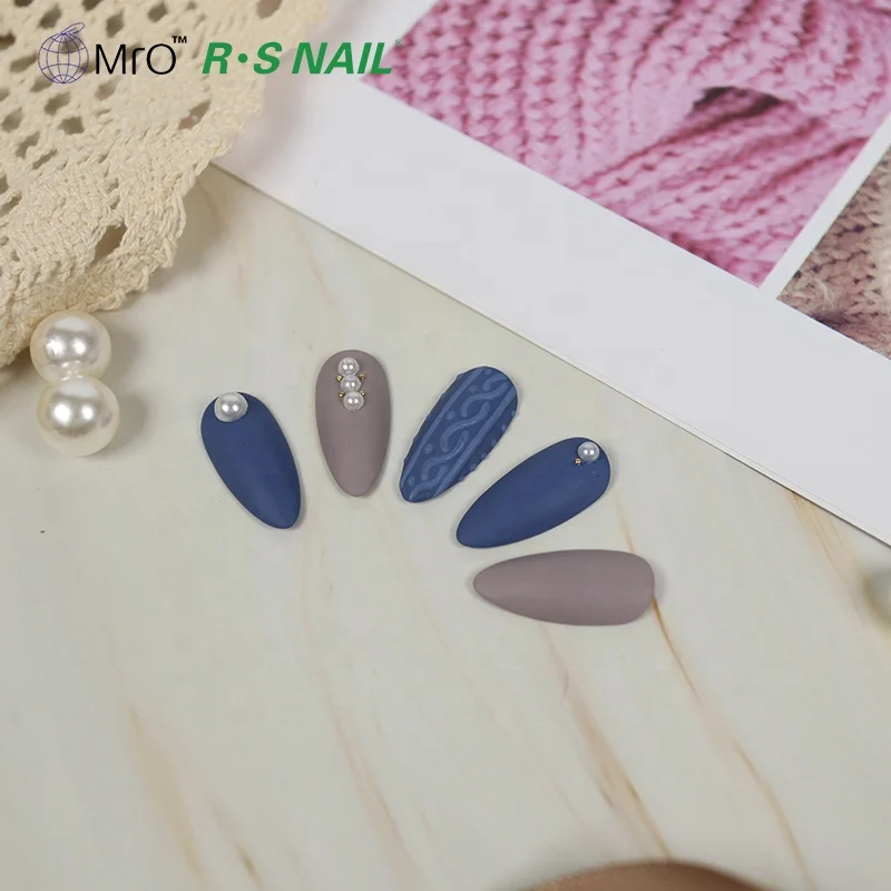 RS Nail make every color matte gel top coat matte nail polish fashional best quality matte top coat
RS Nail make every color matte gel top coat matte nail polish fashional best quality matte top coat