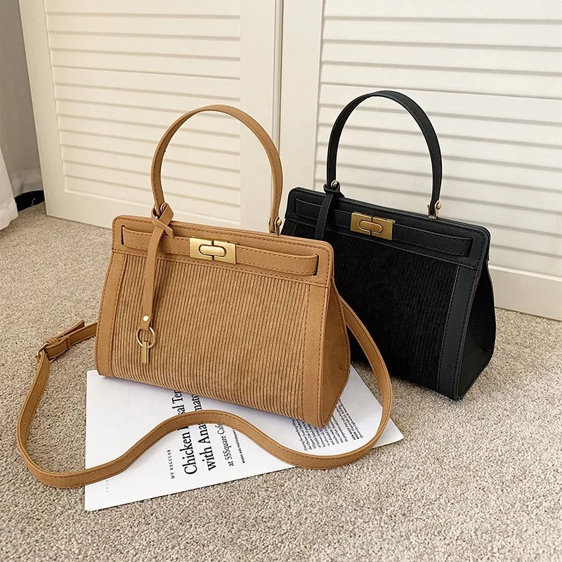 Wholesale Trendy Large-capacity Messenger Bag PU Leather Crossbody Handbag For Women, 2 colors
Wholesale Trendy Large-capacity Messenger Bag PU Leather Crossbody Handbag For Women, 2 colors