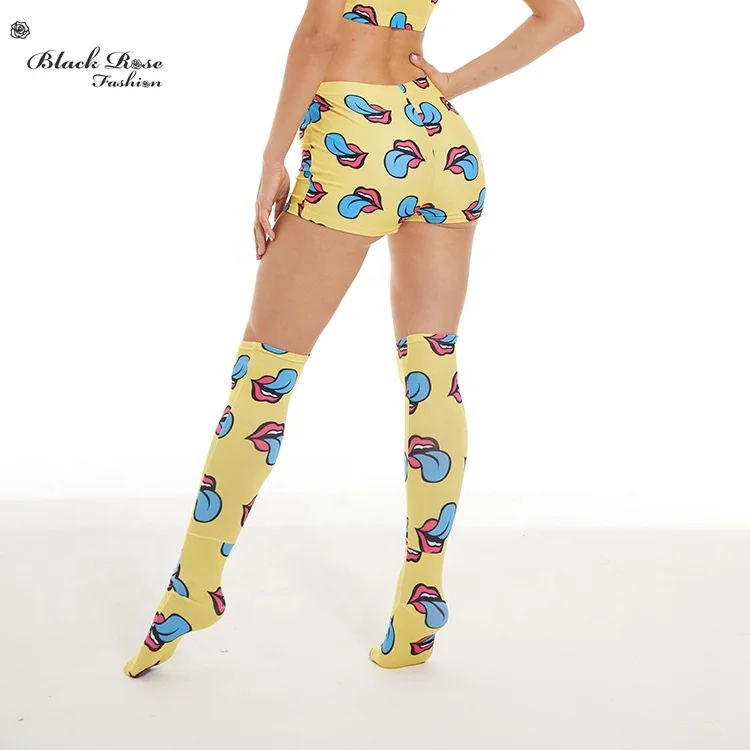 Black Rose Fashion Y fall winter onesie designer onesie cartoon onesie for women match with Hairband socks, Multi color
Black Rose Fashion Y fall winter onesie designer onesie cartoon onesie for women match with Hairband socks, Multi color