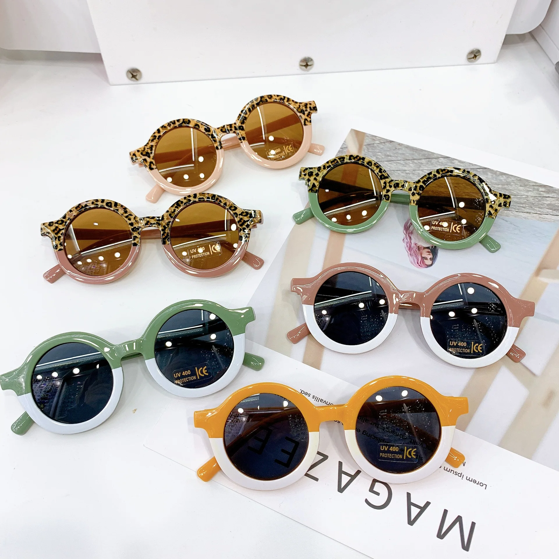 Fashion Leopard Retro Round Kids Sunglasses For Boys Girls New Vintage Cheetah Children Eyewear Round Shades Oculos Sunglasses
Fashion Leopard Retro Round Kids Sunglasses For Boys Girls New Vintage Cheetah Children Eyewear Round Shades Oculos Sunglasses