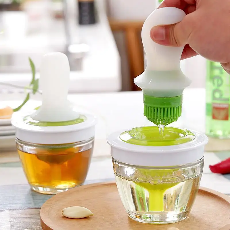 Portable Silicone Oil Bottle with Brush Grill Oil Brushes Liquid Oil Pastry Kitchen Baking BBQ Tool Kitchen Tools for BBQ
Portable Silicone Oil Bottle with Brush Grill Oil Brushes Liquid Oil Pastry Kitchen Baking BBQ Tool Kitchen Tools for BBQ