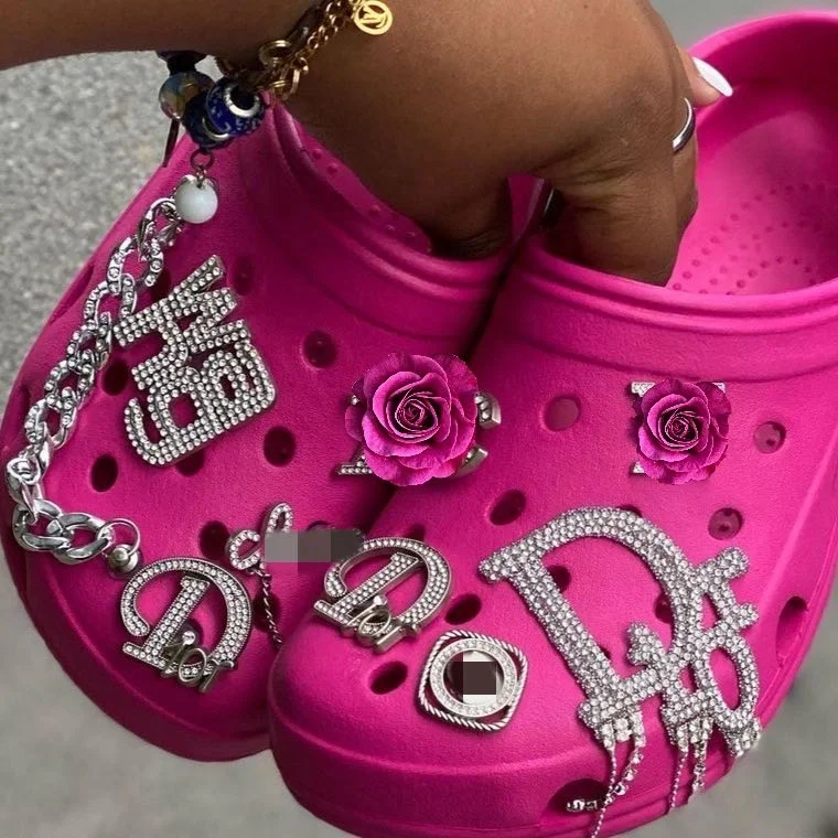 New Design Big name metal diamond chains and pearls bling Girl Gift Decoration shoes charms, Picture
New Design Big name metal diamond chains and pearls bling Girl Gift Decoration shoes charms, Picture