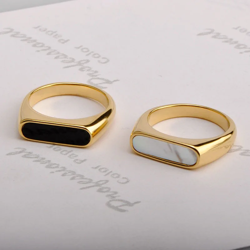 Fashion Minority Retro White Fritillaria Titanium Steel Ring French Temperament Shell Geometric Ring Female dainty rings
Fashion Minority Retro White Fritillaria Titanium Steel Ring French Temperament Shell Geometric Ring Female dainty rings