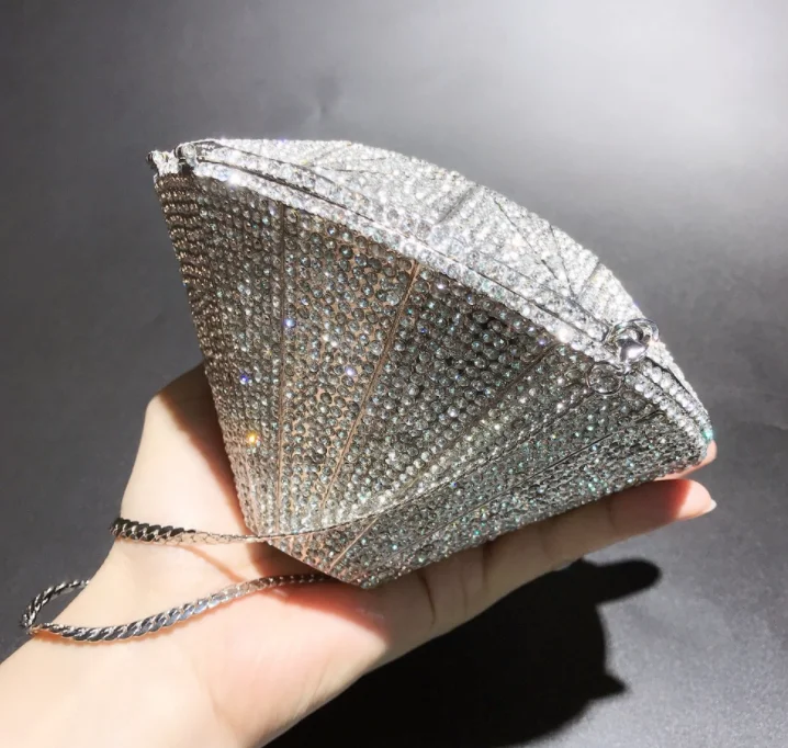 ON-H107 Three-dimensional diamond bag diamond purses rhinestone clutch bag evening, 2 colors
ON-H107 Three-dimensional diamond bag diamond purses rhinestone clutch bag evening, 2 colors