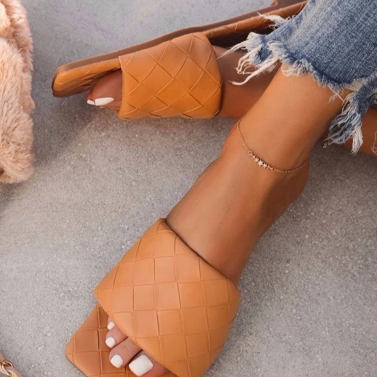 Wholesale New Stylish Summer Beach Sandals for Women Weave Leather Square Head Sandal Flat Slippers Ladies, 3 colors
Wholesale New Stylish Summer Beach Sandals for Women Weave Leather Square Head Sandal Flat Slippers Ladies, 3 colors