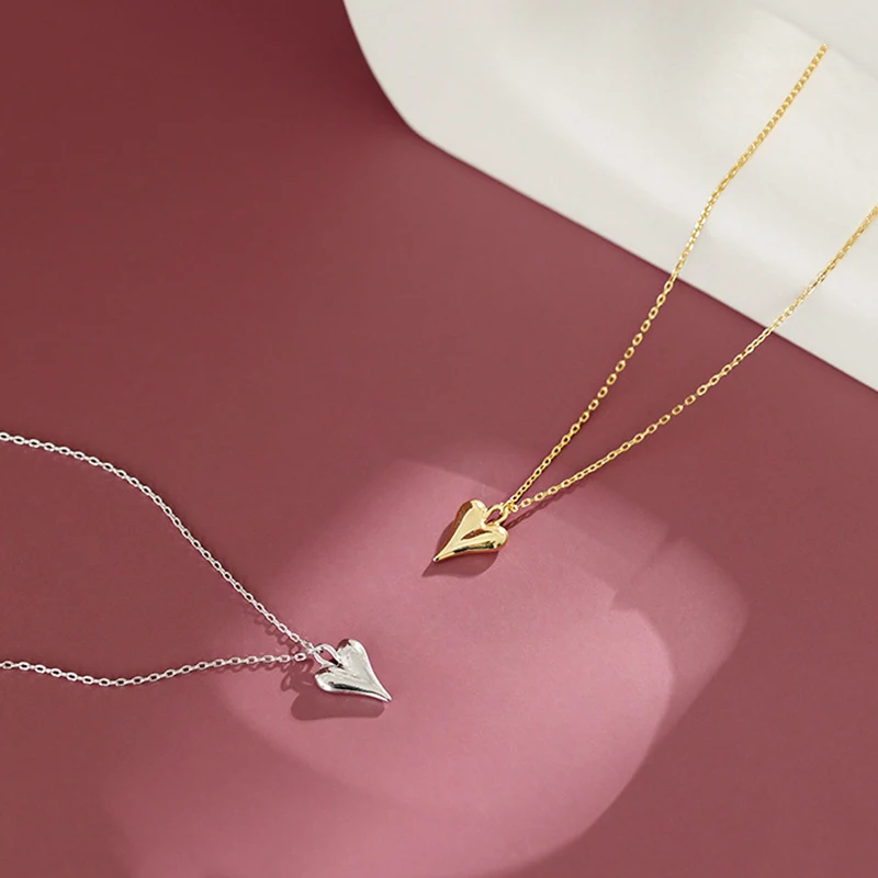 VIVILADY fashionable 925 sterling silver Heart-shaped high polish silver petite pendant necklace
VIVILADY fashionable 925 sterling silver Heart-shaped high polish silver petite pendant necklace