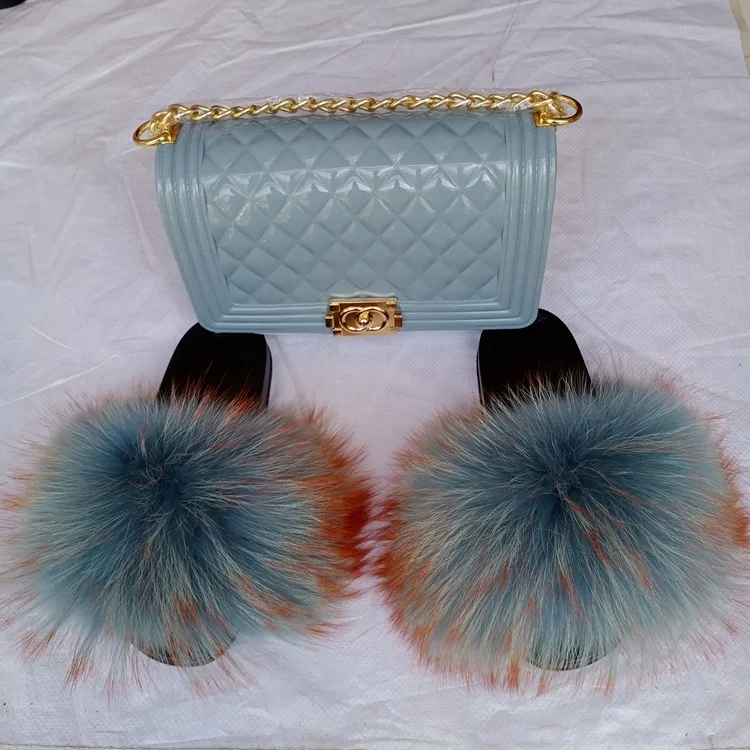 2021 Real fur slides with purse set fur slippers with purse fur slides bag sets, Customized color
2021 Real fur slides with purse set fur slippers with purse fur slides bag sets, Customized color