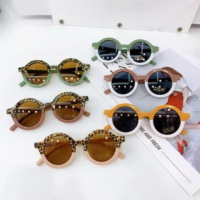 Popular Trendy New Type Children LEOPARD Sun Glasses Round Frame Boys Girl UV400 Kids Sunglasses
Popular Trendy New Type Children LEOPARD Sun Glasses Round Frame Boys Girl UV400 Kids Sunglasses