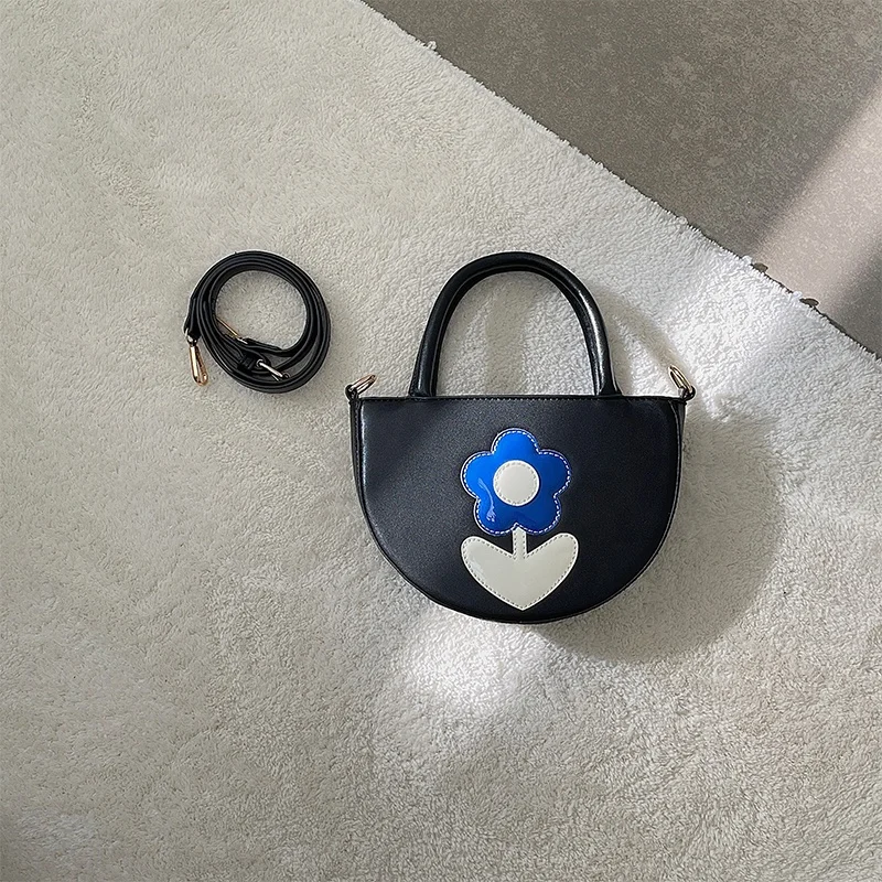Hot Flower Embroidery Semicircle Leather Crossbody Bag Cheap Bags Handbags Small Fashion
Hot Flower Embroidery Semicircle Leather Crossbody Bag Cheap Bags Handbags Small Fashion