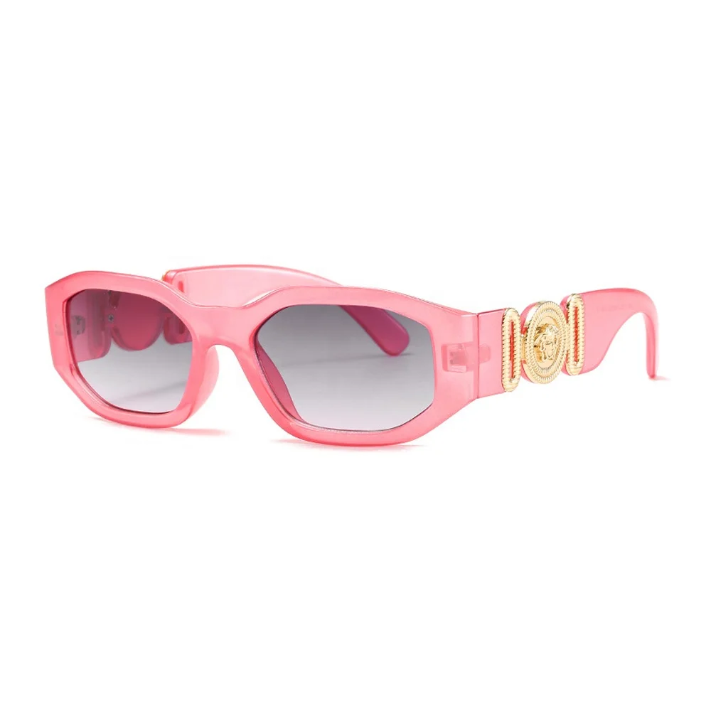 New Fashion Trend in Europe United States Personalized Design Sunglasses Classic Retro Glasses Women Sunglasses
New Fashion Trend in Europe United States Personalized Design Sunglasses Classic Retro Glasses Women Sunglasses