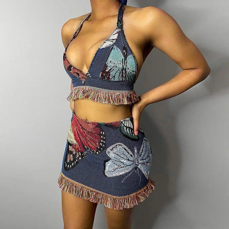 Wholesale 2021 fall halter knit tassel bikini top high waist butterfly printed 2 piece skirt set for women, Photo shows
Wholesale 2021 fall halter knit tassel bikini top high waist butterfly printed 2 piece skirt set for women, Photo shows