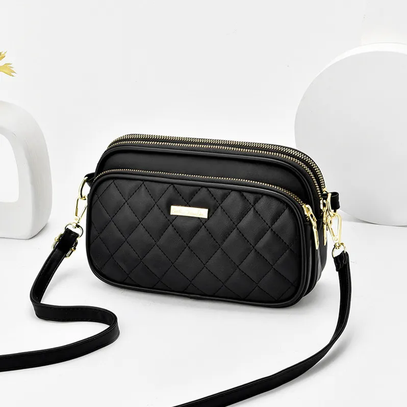 TD9057 Middle-aged mother obliquely straddling handbag multi-layer large capacity soft leather multifunctional handbag
TD9057 Middle-aged mother obliquely straddling handbag multi-layer large capacity soft leather multifunctional handbag