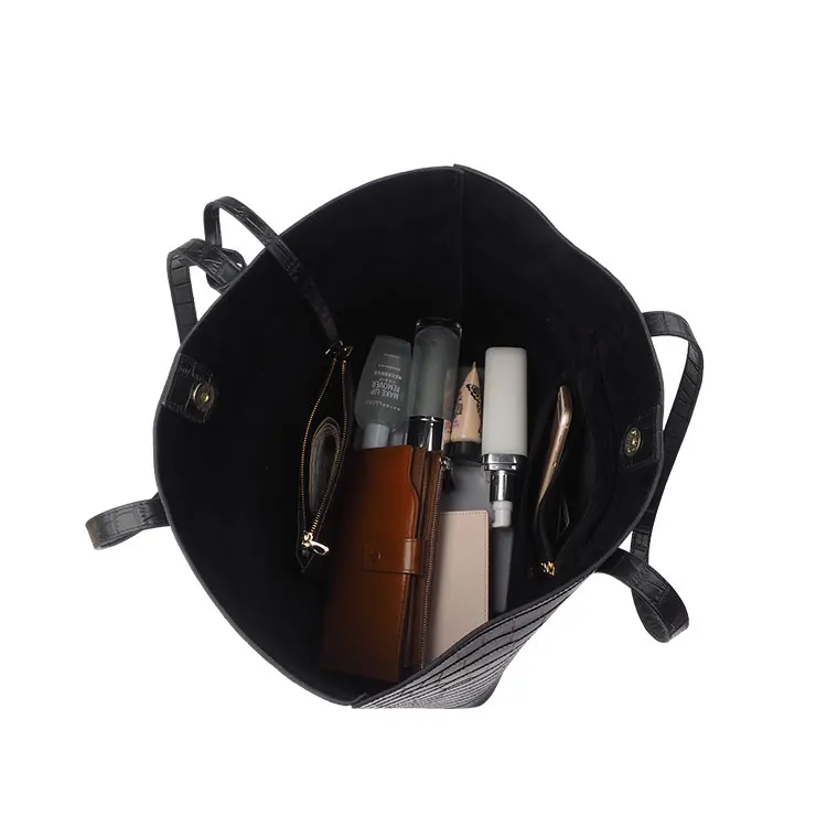 Large capacity contrast color woman leather hand bag metal zipper puller for handbag
Large capacity contrast color woman leather hand bag metal zipper puller for handbag