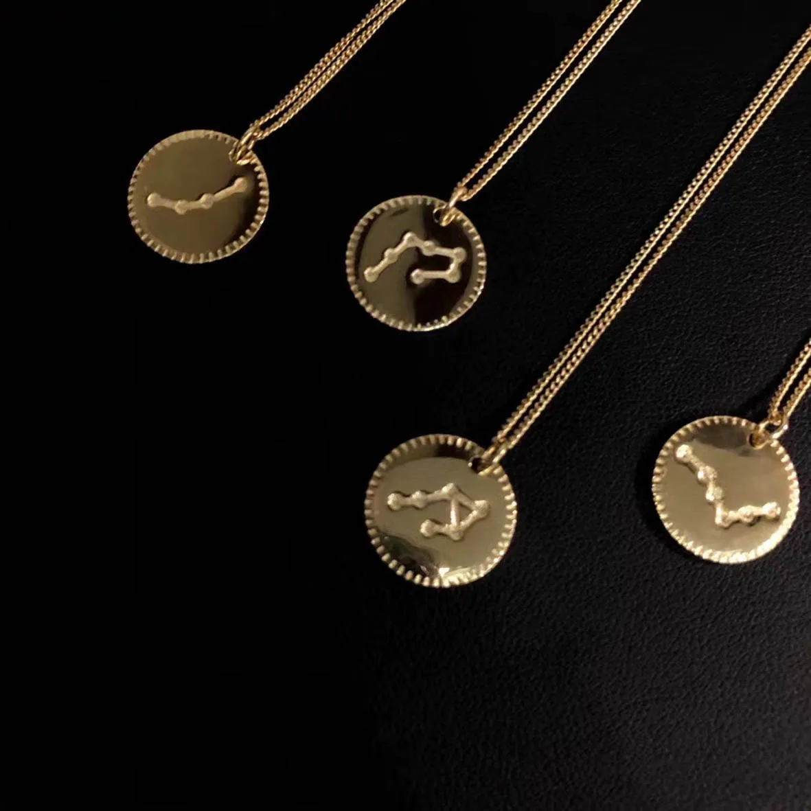Beautiful 15mm Solid 14K/18K Yellow Gold Pendant Customize Zodiac Signs Genuine Gold Jewelry
Beautiful 15mm Solid 14K/18K Yellow Gold Pendant Customize Zodiac Signs Genuine Gold Jewelry