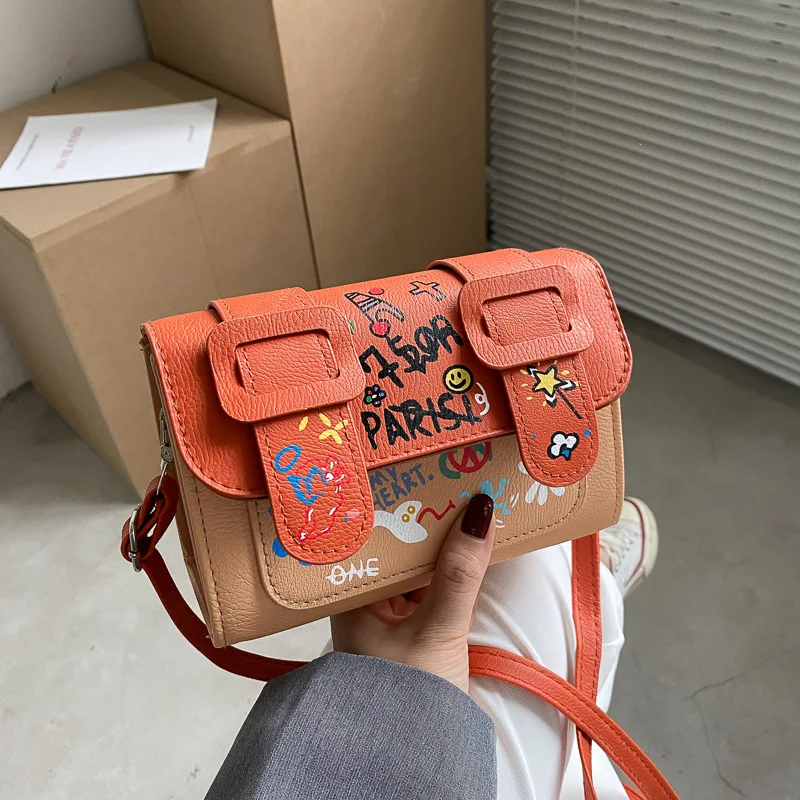 Fashion Graffiti Pu Leather bags Women Letter Print purses Square crossbody hand bag, 4 colors
Fashion Graffiti Pu Leather bags Women Letter Print purses Square crossbody hand bag, 4 colors
