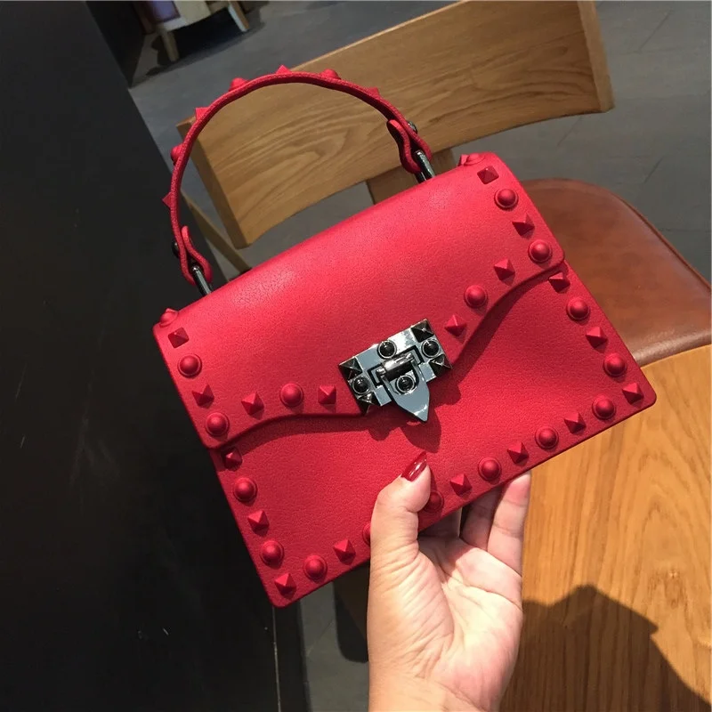 Jelly Bag Trendy Color Diamond Rivet Portable Single-shoulder Messenger Bag American New Fashion Frosted Matte Pvc Women YQ92
Jelly Bag Trendy Color Diamond Rivet Portable Single-shoulder Messenger Bag American New Fashion Frosted Matte Pvc Women YQ92