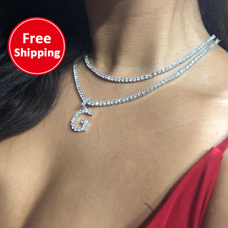 26 English alphabet necklace pendants customized ladies hip hop European and American trend personality rhinestone necklace 
26 English alphabet necklace pendants customized ladies hip hop European and American trend personality rhinestone necklace
