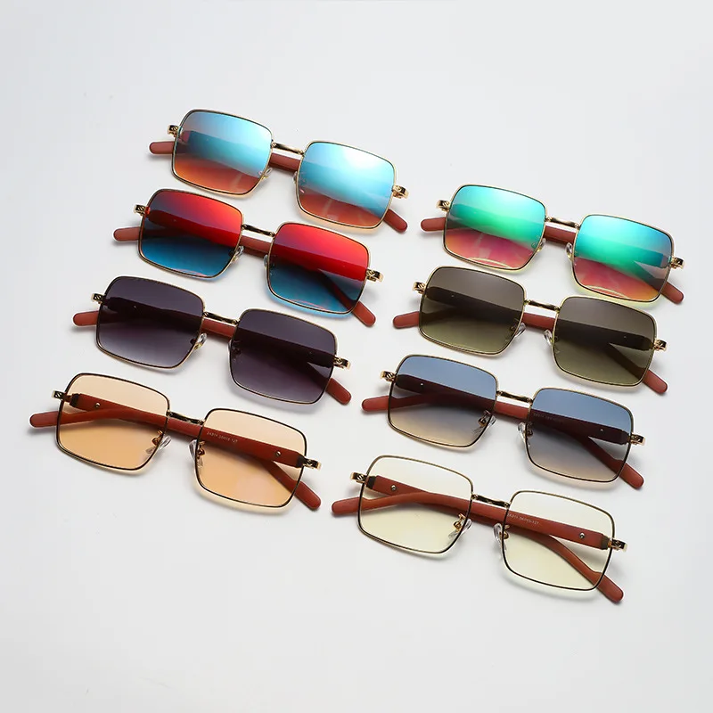 2021 newest american popular women fashion trendy small square hip hop hot sunglasses mirror
2021 newest american popular women fashion trendy small square hip hop hot sunglasses mirror