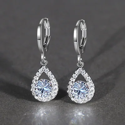 Girlfriend Gift Jewelry Water Drop Micro Diamond Hoop Drop Earrings Colorful Silver Plated Zircon Huggie Drop Earrings
Girlfriend Gift Jewelry Water Drop Micro Diamond Hoop Drop Earrings Colorful Silver Plated Zircon Huggie Drop Earrings