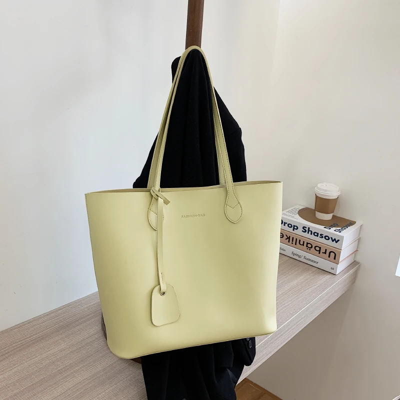 2021 Factory Wholesale large capacity hand bag girls tote handbags young lady fashion purses for ladies 
2021 Factory Wholesale large capacity hand bag girls tote handbags young lady fashion purses for ladies