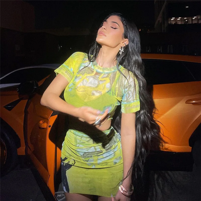 Round Neck Dresses Korean Dress Women Mesh Graffiti Green Short Woman Tops Fashionable Dresses, As pics
Round Neck Dresses Korean Dress Women Mesh Graffiti Green Short Woman Tops Fashionable Dresses, As pics