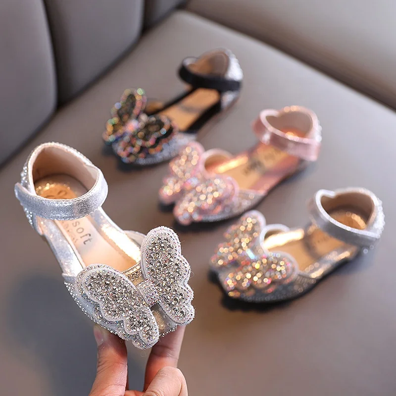 2021 spring and autumn Korean girl Baotou rhinestone princess dance shoes butterfly pearl
2021 spring and autumn Korean girl Baotou rhinestone princess dance shoes butterfly pearl