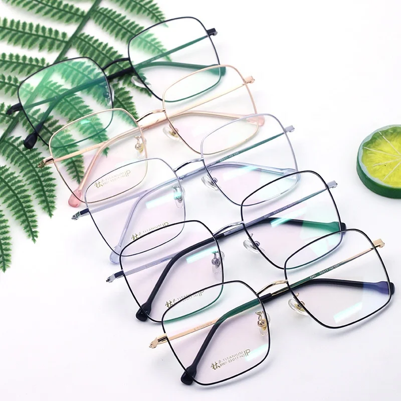 Eyewear Factory Wholesale Fashion Square Flexible Titanium Men Eyeglasses Frames, 3 colors or custom colors
Eyewear Factory Wholesale Fashion Square Flexible Titanium Men Eyeglasses Frames, 3 colors or custom colors