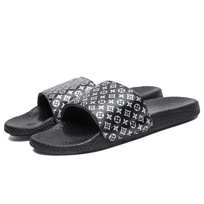 Stock 2021 Summer Luxury soft sole boot indoor outdoor men casual slides slippers, 2 colors
Stock 2021 Summer Luxury soft sole boot indoor outdoor men casual slides slippers, 2 colors