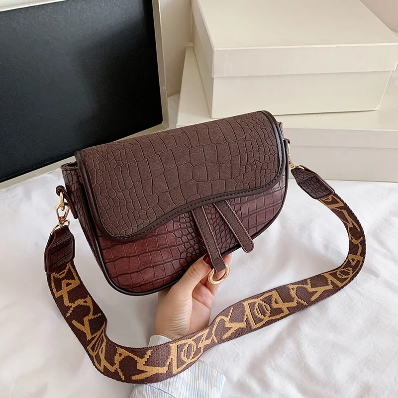 Hot sale high quality custom men casual messenger pu leather crossbody bag, Black,gray,blue or as customers' requirement
Hot sale high quality custom men casual messenger pu leather crossbody bag, Black,gray,blue or as customers' requirement