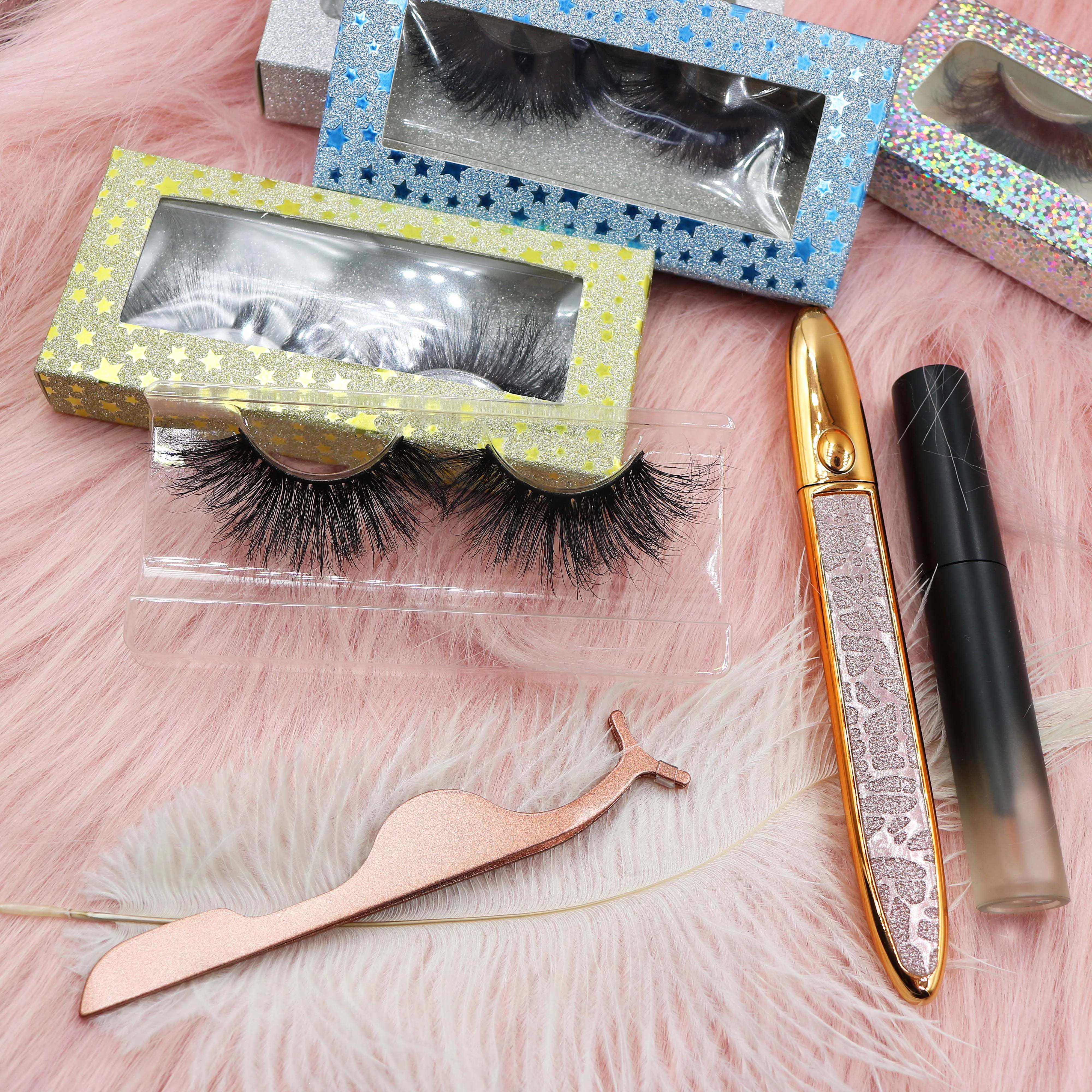 AG103 Factory custom 3D black short soft magnetic natural mink eyelashes, Black color
AG103 Factory custom 3D black short soft magnetic natural mink eyelashes, Black color