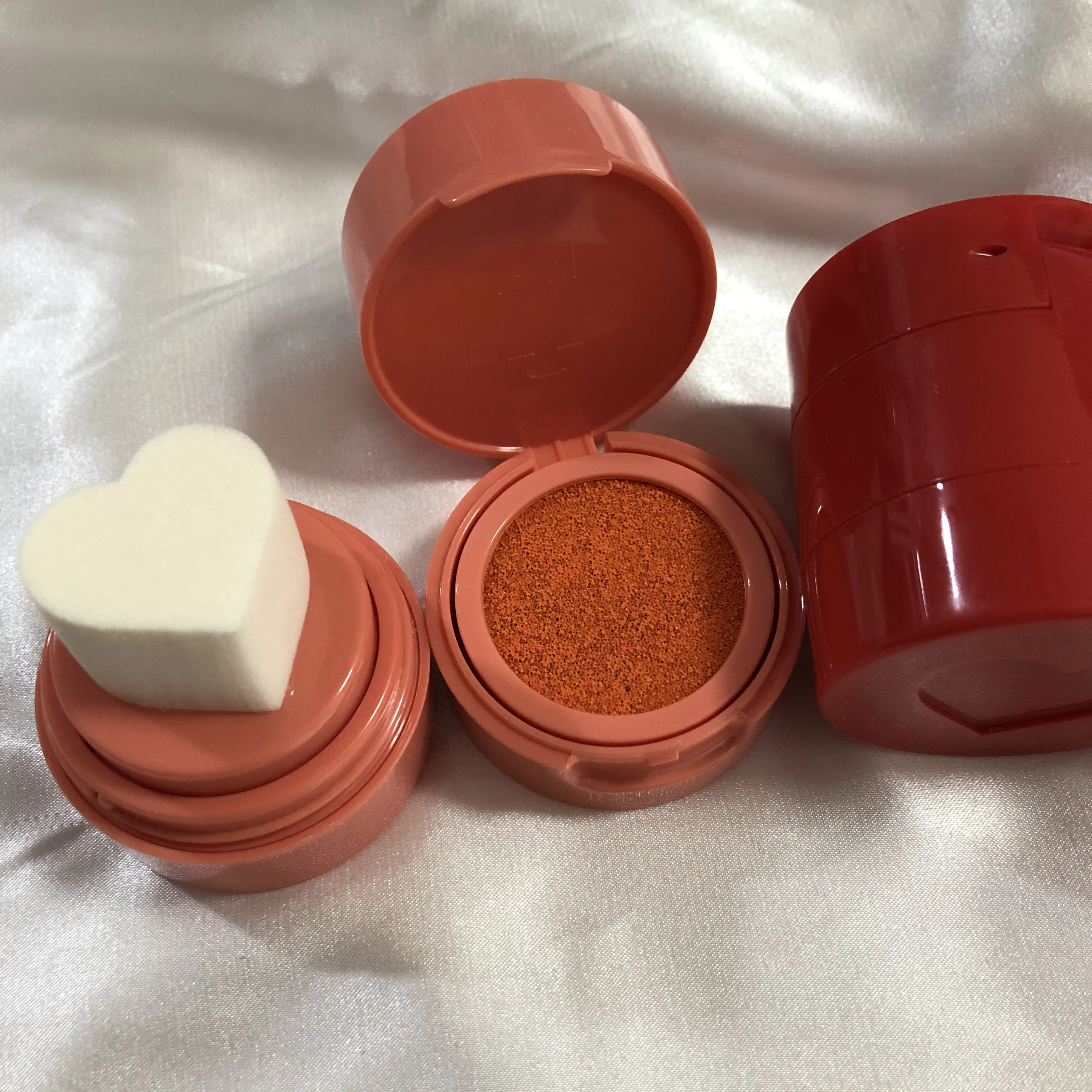 Heart Shape high pigmented makeup cheek blush stamp custom logo face blush waterproof
Heart Shape high pigmented makeup cheek blush stamp custom logo face blush waterproof